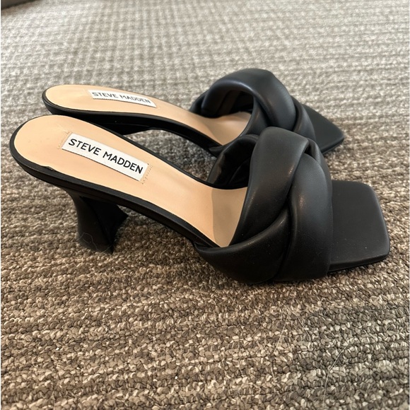 Steve Madden Heels - Picture 2 of 6